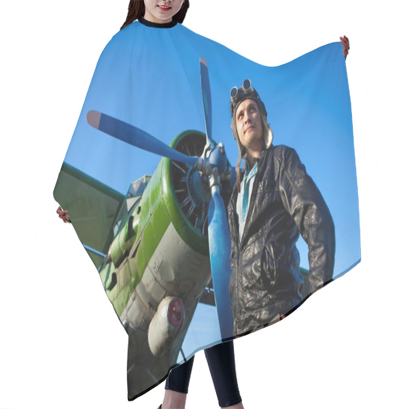 Personality  Smiling Pilot Hair Cutting Cape