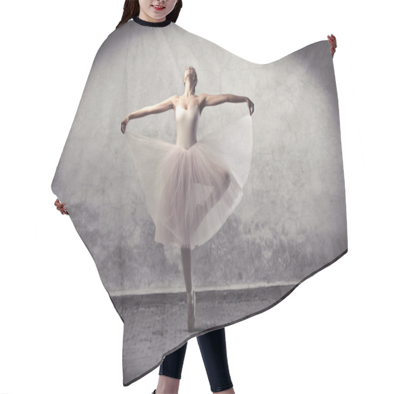 Personality  Performance Hair Cutting Cape