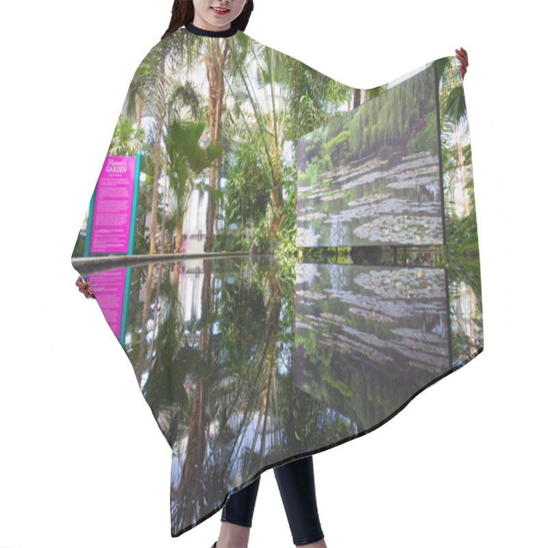 Personality  New York Botanical Garden Hair Cutting Cape