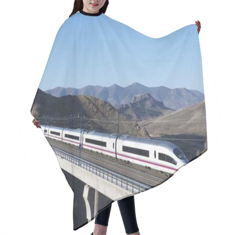 Personality  High-speed Train Hair Cutting Cape