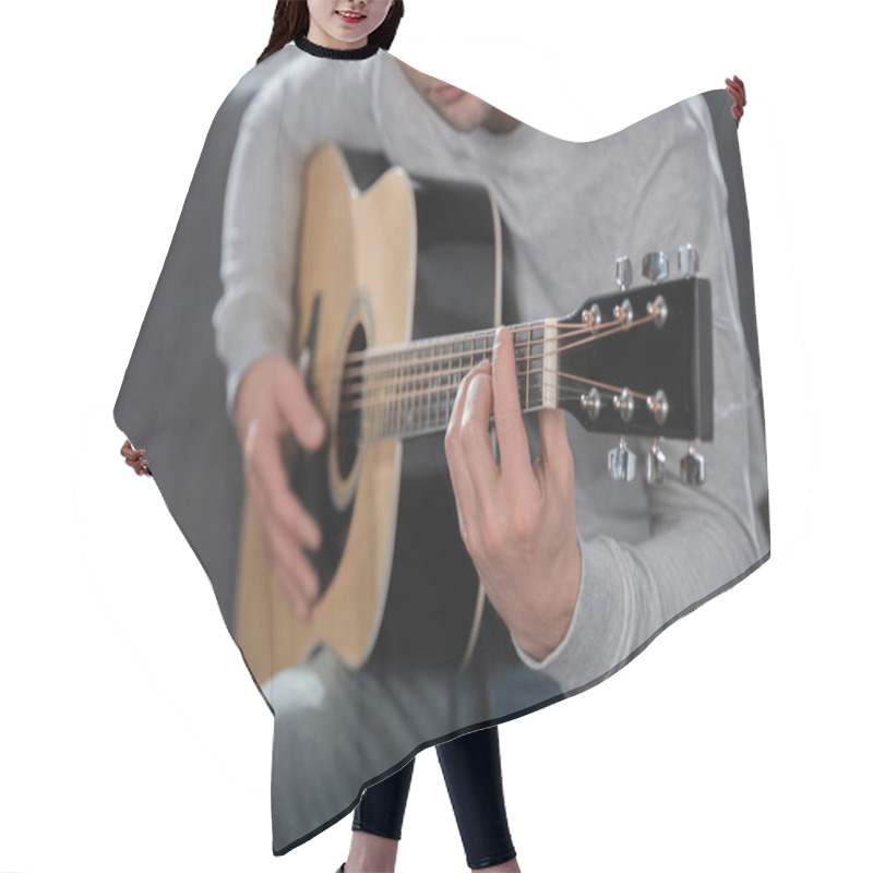 Personality  Man Playing Acoustic Guitar Hair Cutting Cape