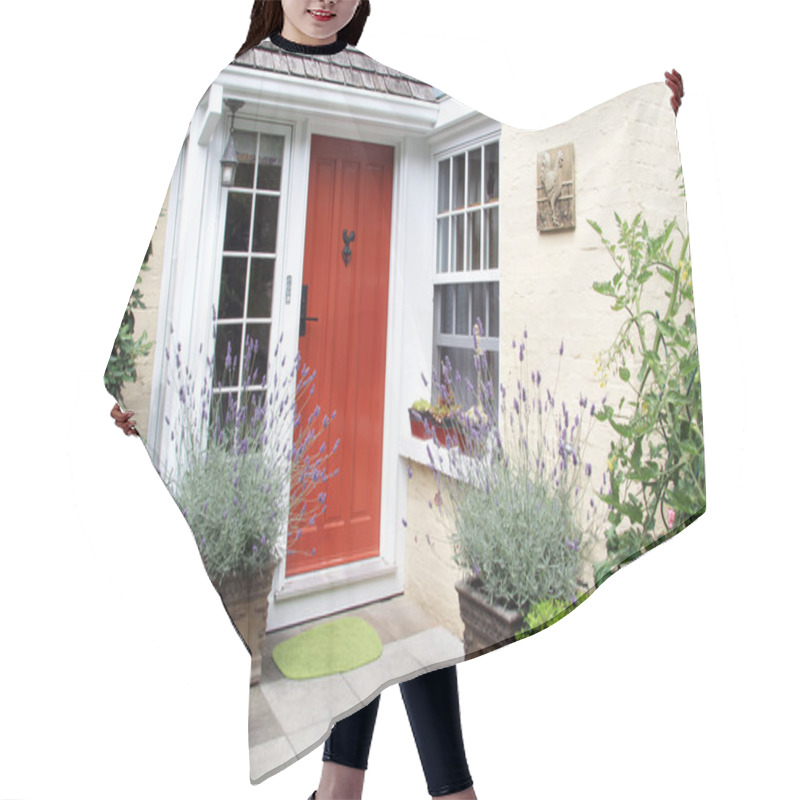 Personality  Charming Red Front Door Hair Cutting Cape