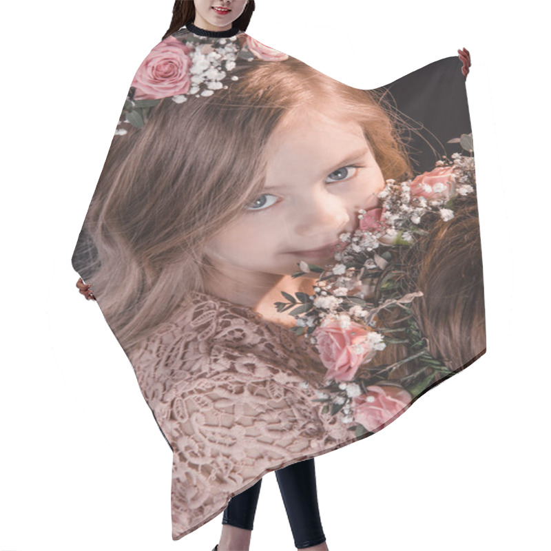 Personality  Girl With Flowers Wreath Hair Cutting Cape