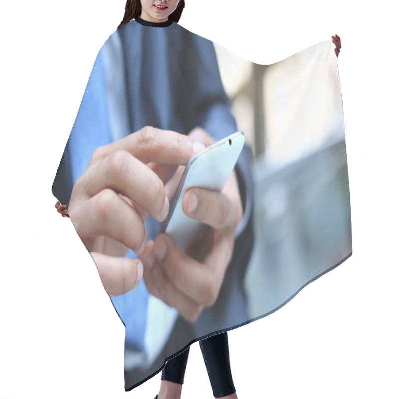 Personality  Man Using Mobile Smart Phone Hair Cutting Cape