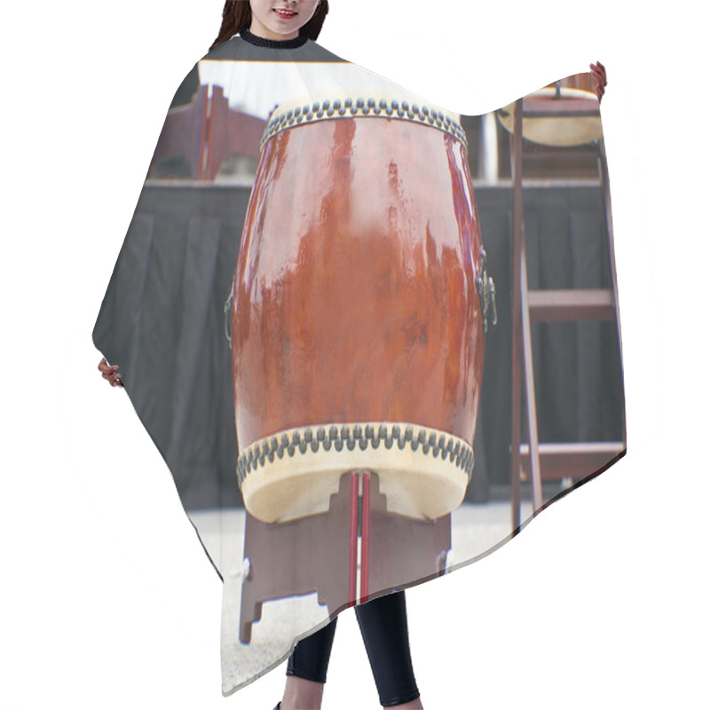 Personality  Taiko Drum Hair Cutting Cape