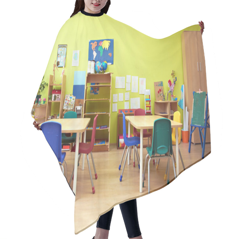 Personality  Montessori Kindergarten Preschool Classroom Hair Cutting Cape