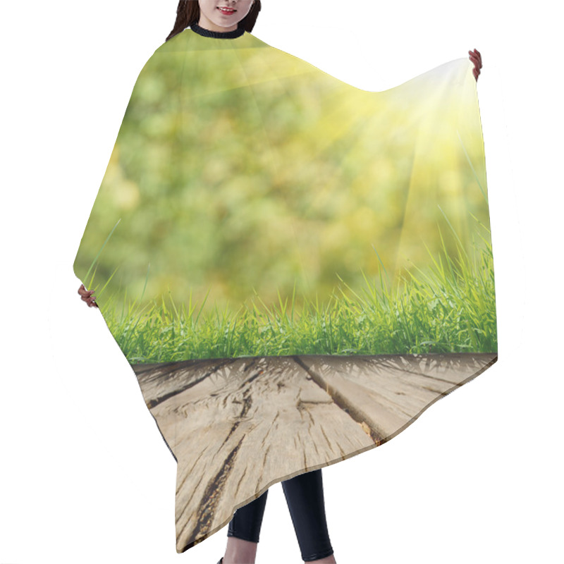 Personality  Beauty Natural Background Hair Cutting Cape