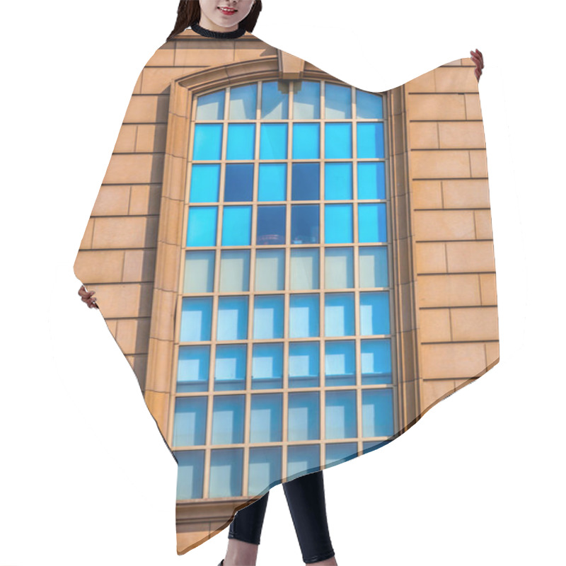 Personality  European Style Building Glass Window Hair Cutting Cape