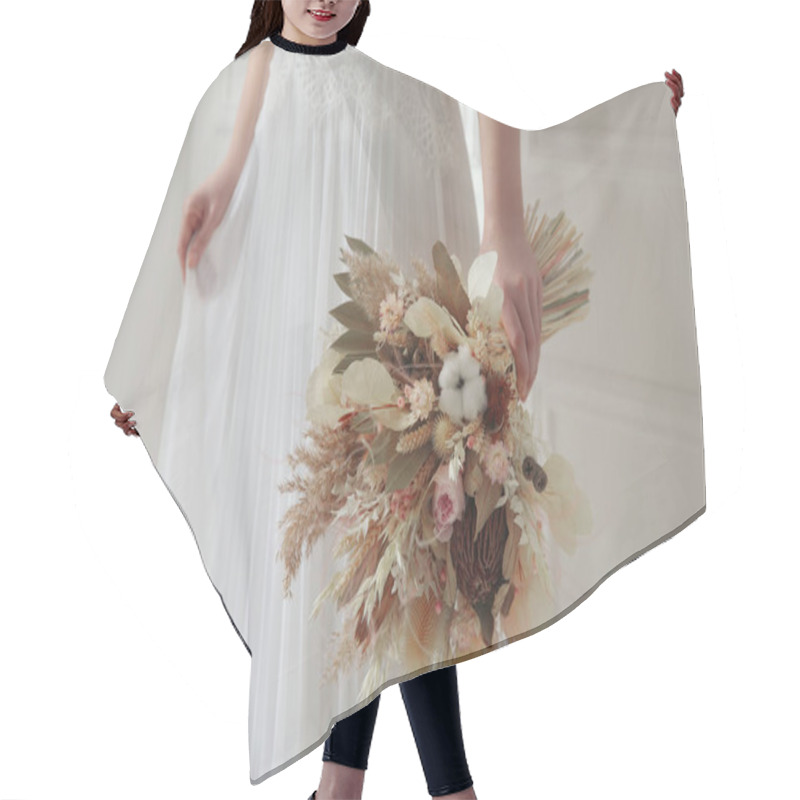 Personality  Bride Holding Beautiful Dried Flower Bouquet At Home, Closeup Hair Cutting Cape