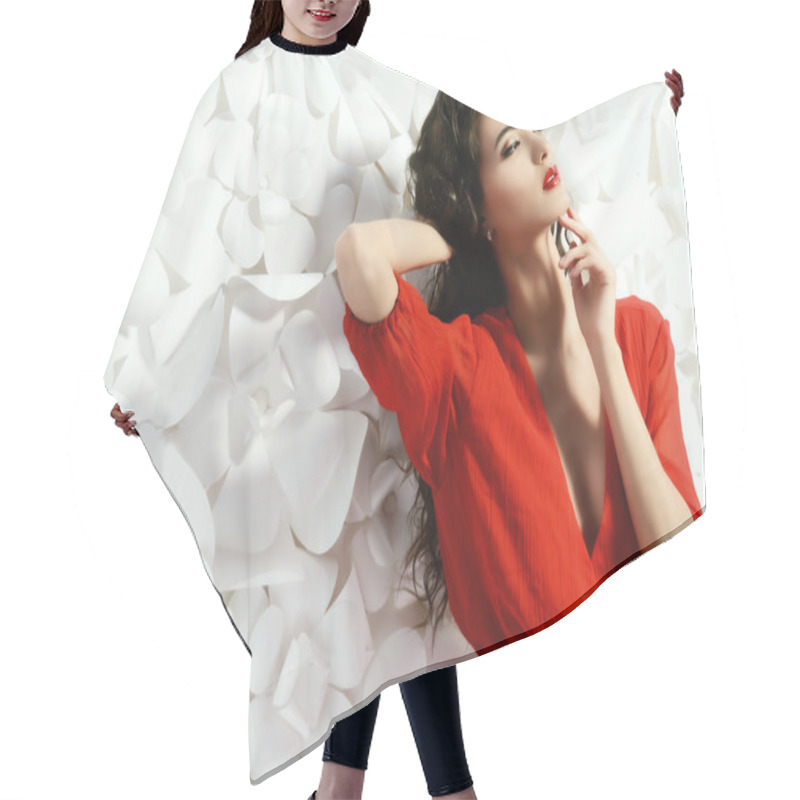 Personality  Sensual Woman Hair Cutting Cape