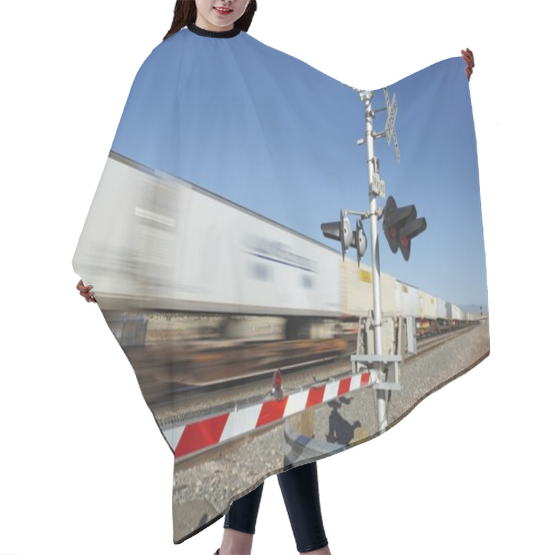 Personality  Train Passing Level Crossing Hair Cutting Cape