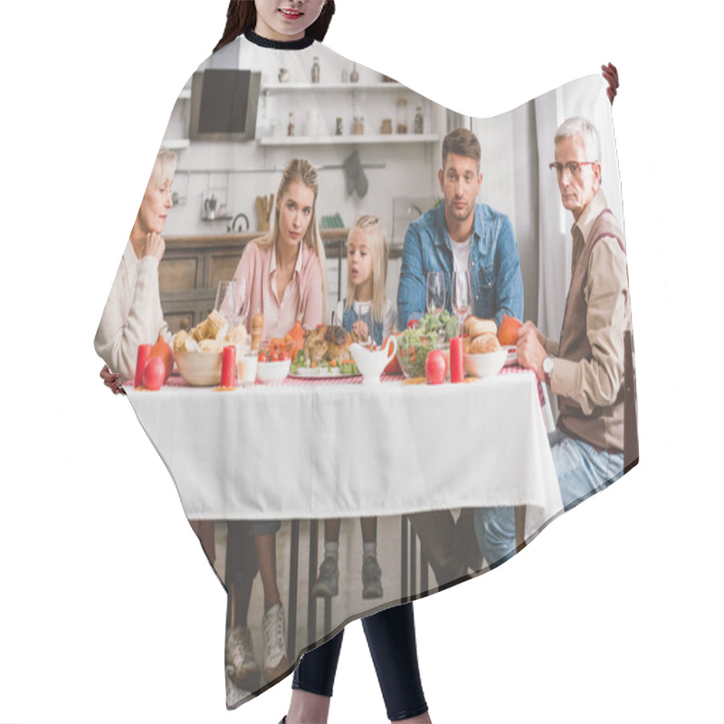 Personality  Caucasian Family Members Sitting At Table In Thanksgiving Day    Hair Cutting Cape