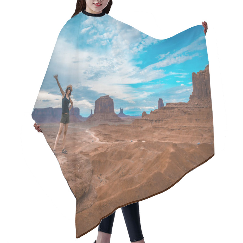 Personality  Young Woman Posing In Monument Valley National Park In The Visitor Center. Utah Hair Cutting Cape