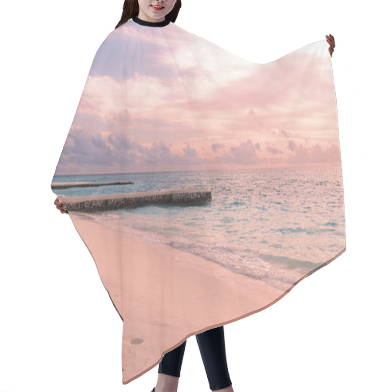 Personality  Maldivian Sunset Hair Cutting Cape