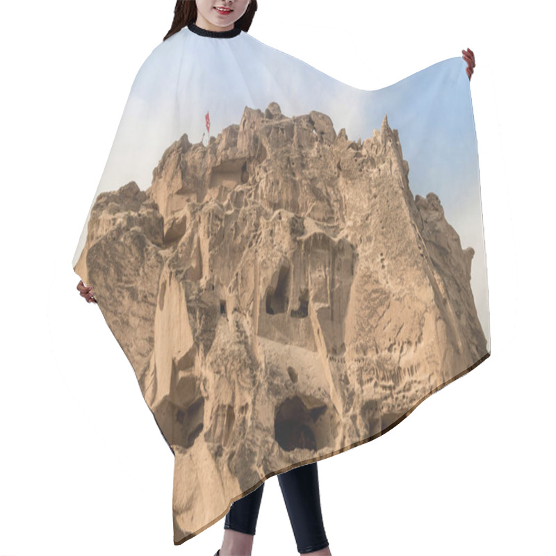 Personality  Front View Of Old Cave Dwellings At Goreme National Park, Cappadocia, Turkey Hair Cutting Cape