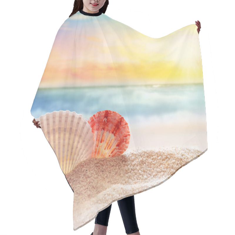 Personality   Seashell On The Sandy Beach  Hair Cutting Cape