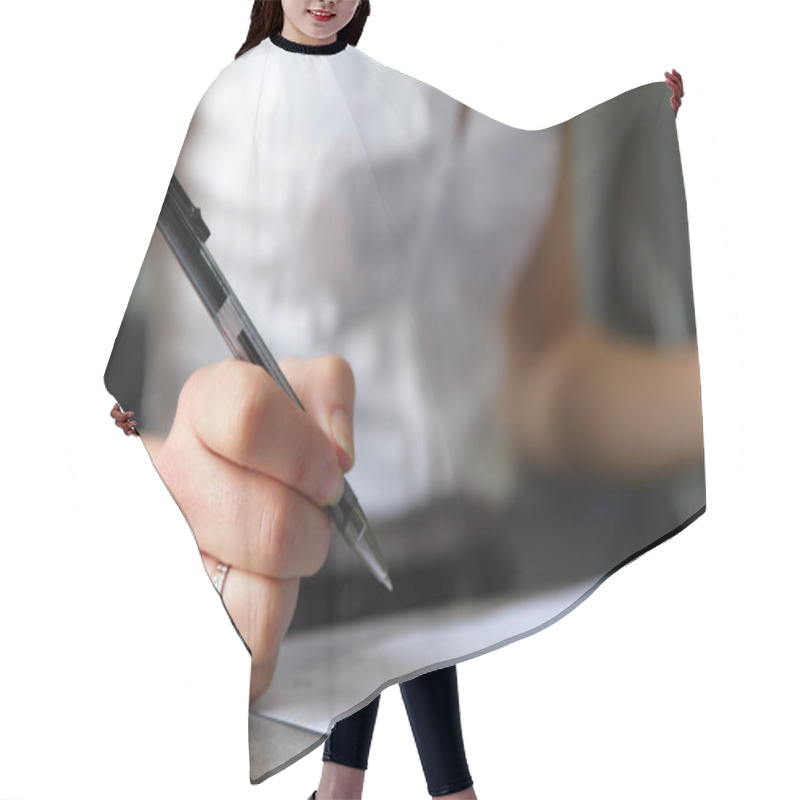 Personality  Woman Writing Hair Cutting Cape