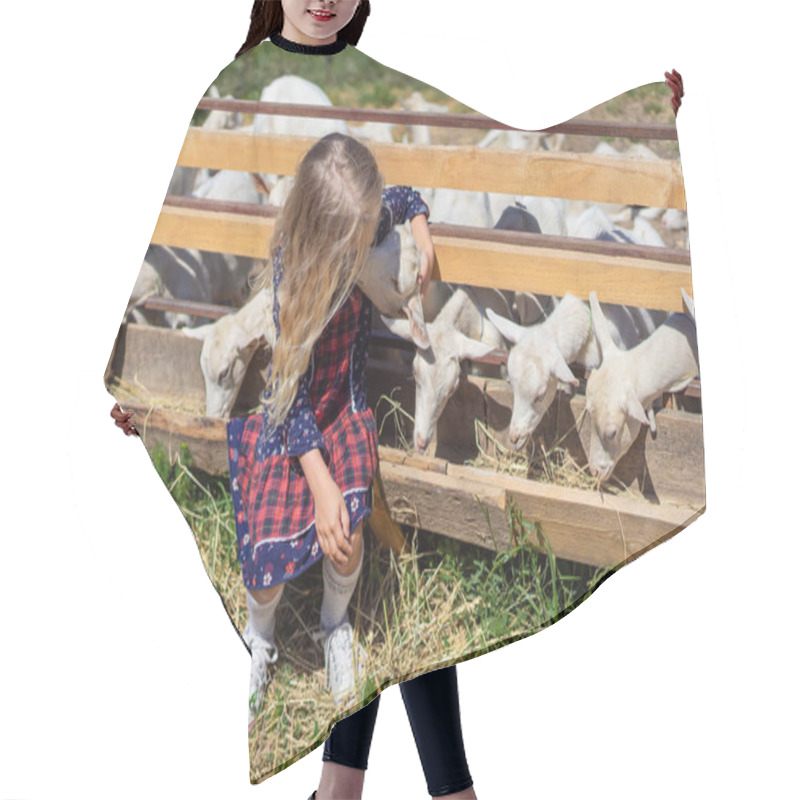 Personality  Kissing Hair Cutting Cape