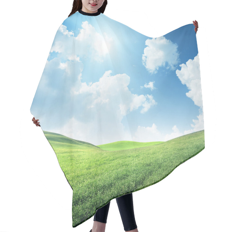 Personality  Field Of Spring Grass Hair Cutting Cape