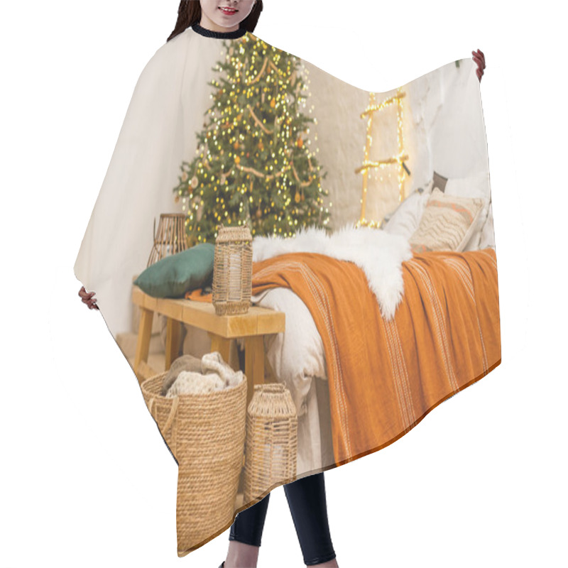 Personality  Christmas Scene With Tree Gifts , Christmas Interior Hair Cutting Cape