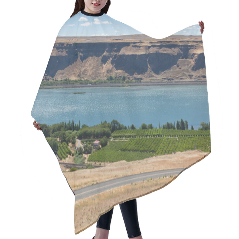 Personality  Vineyard On The Columbia River Hair Cutting Cape