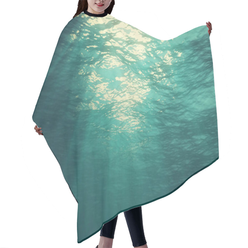 Personality  3D Rendering Of Underwater Light Creates A Beautiful Solar Curta Hair Cutting Cape