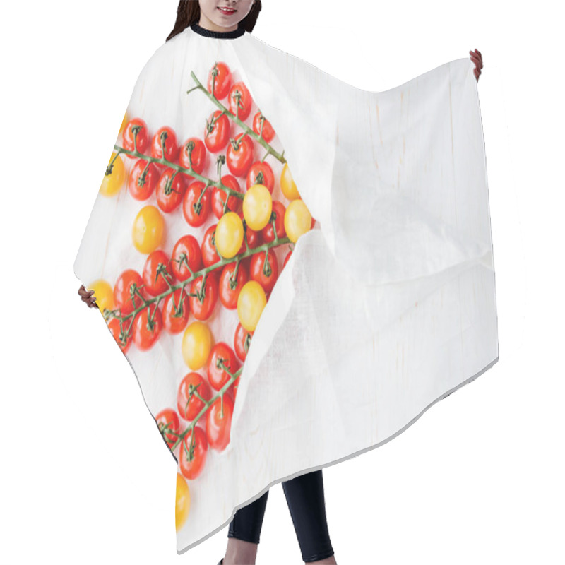 Personality  Fresh Ripe Tomatoes   Hair Cutting Cape