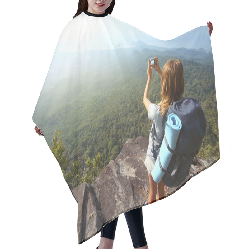 Personality  Backpacker Hair Cutting Cape