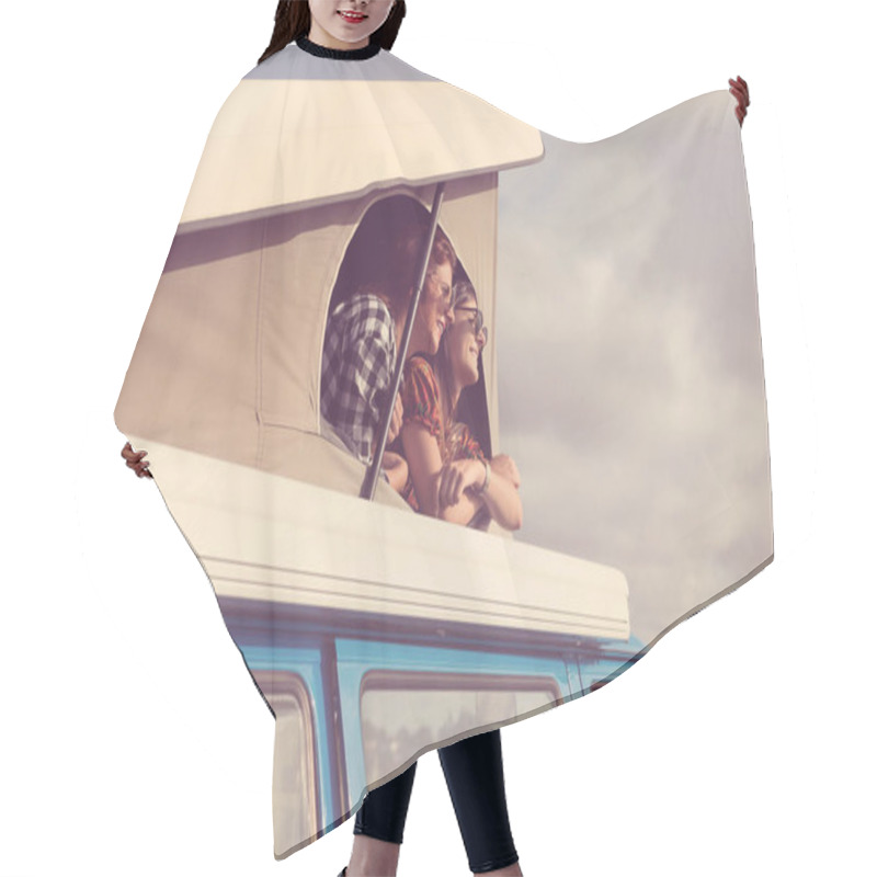 Personality  Young Women Travelling By Minivan Hair Cutting Cape