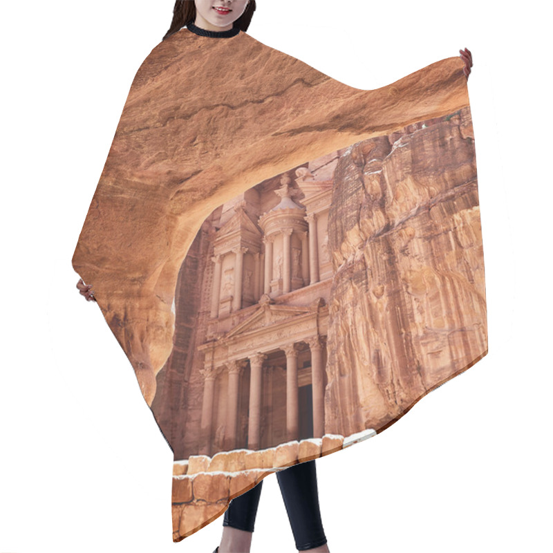 Personality  Petra, Jordan Hair Cutting Cape