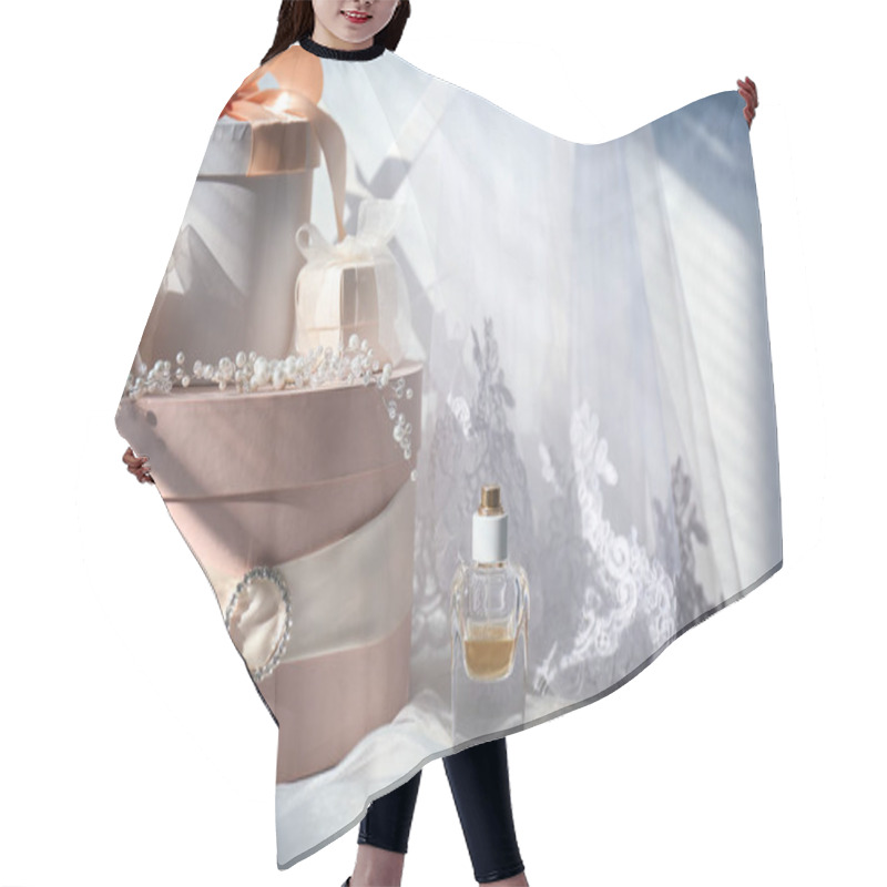 Personality  Gift Boxes With Perfume And Bridal Veil Hair Cutting Cape