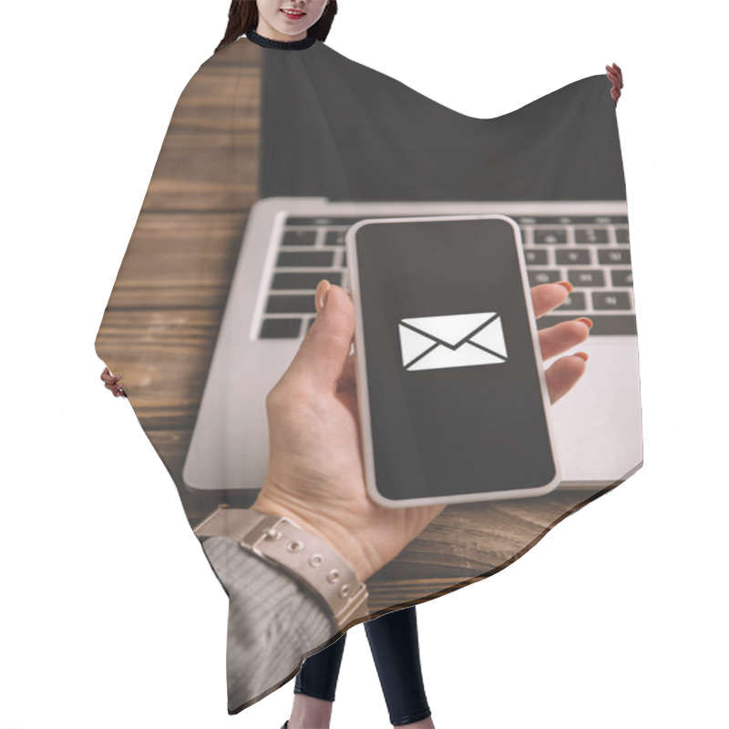 Personality  Cropped View Of Businesswoman Holding Smartphone With Email Icon Hair Cutting Cape