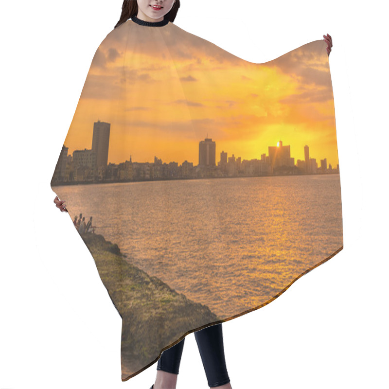 Personality  Romantic Sunset In Havana Hair Cutting Cape