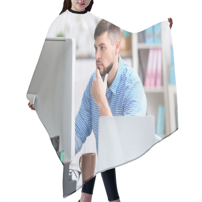 Personality  Handsome Young Programmer   Hair Cutting Cape