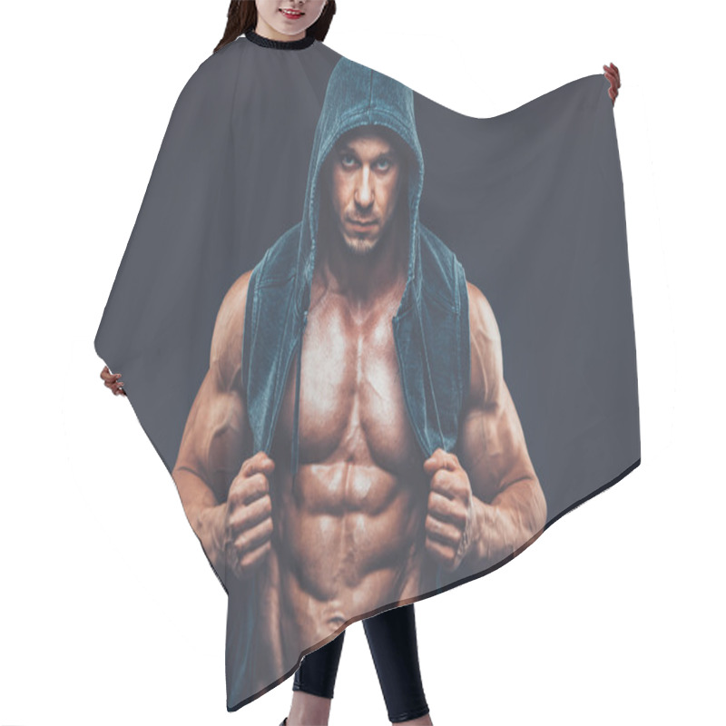 Personality  Man With Muscular Torso. Strong Athletic Men Fitness Model Torso Hair Cutting Cape