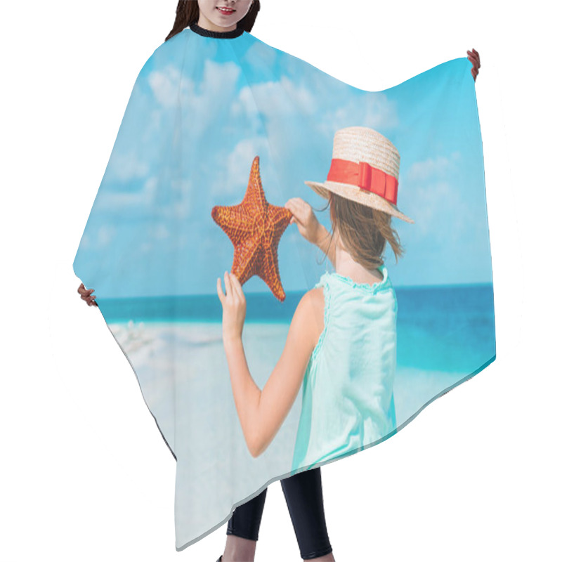 Personality  Adorable Little Girl With Starfish On White Empty Beach Hair Cutting Cape