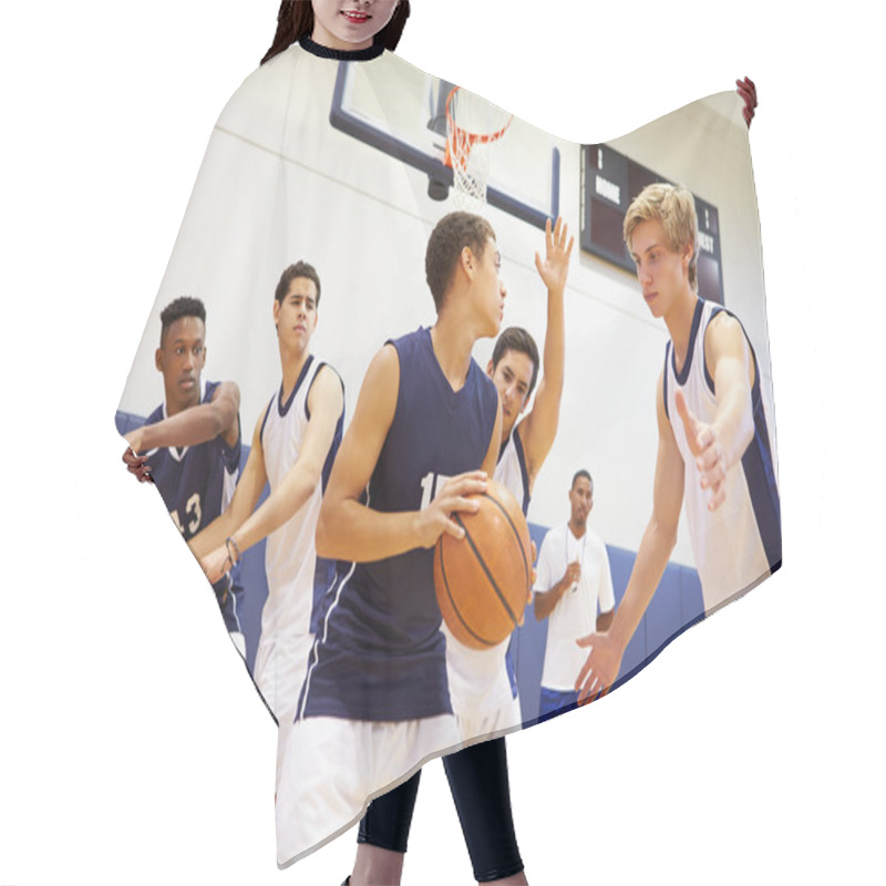 Personality  Male Basketball Team Playing Game Hair Cutting Cape