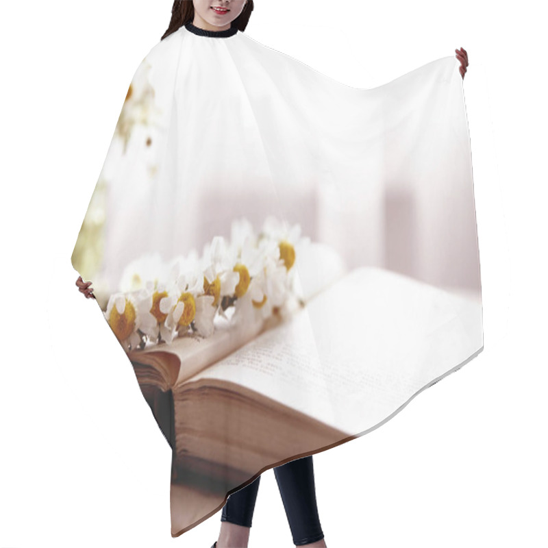 Personality  Beautiful Chamomile Wreath On Book Hair Cutting Cape