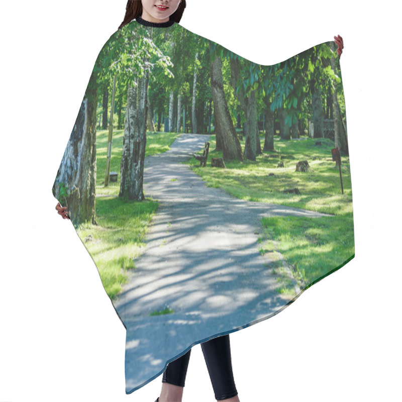 Personality  green park with walkways hair cutting cape