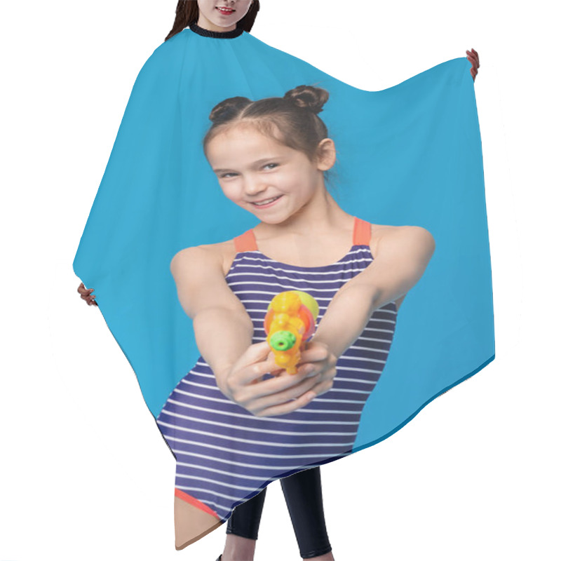 Personality  Cheerful Girl In Swimsuit Shooting At Camera With Water Gun Hair Cutting Cape