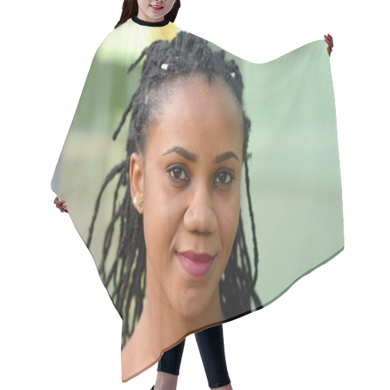 Personality  Pretty Friendly Young African American Woman Hair Cutting Cape