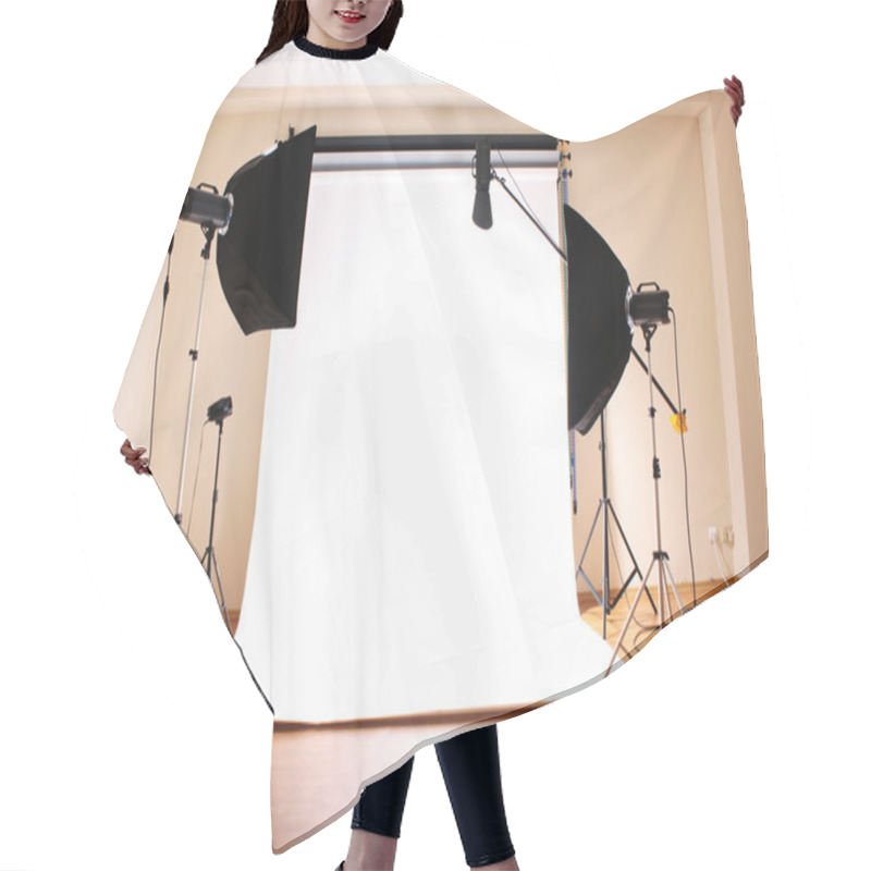 Personality  Empty Photo Studio With Lighting Equipment Hair Cutting Cape