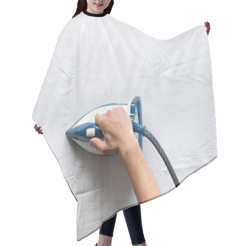 Personality  Man Ironing Bed Sheets Hair Cutting Cape