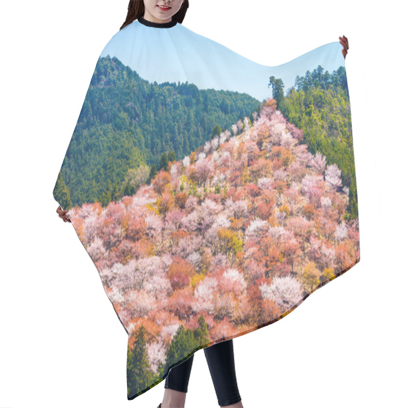 Personality  Yoshinoyama, Nara, Japan Hair Cutting Cape