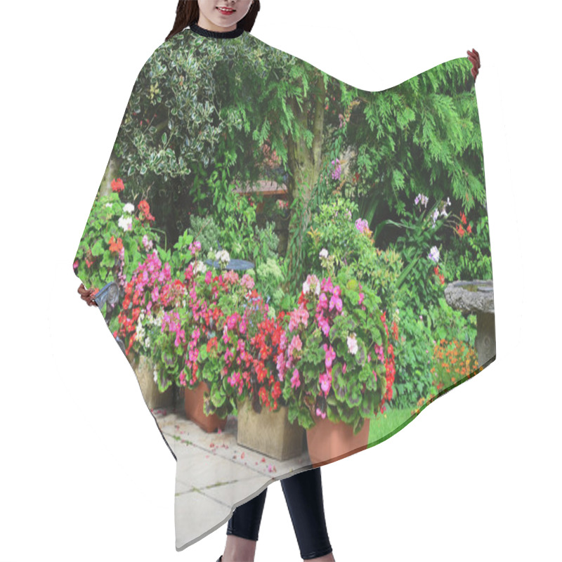 Personality  English Country Garden Patio Area Hair Cutting Cape