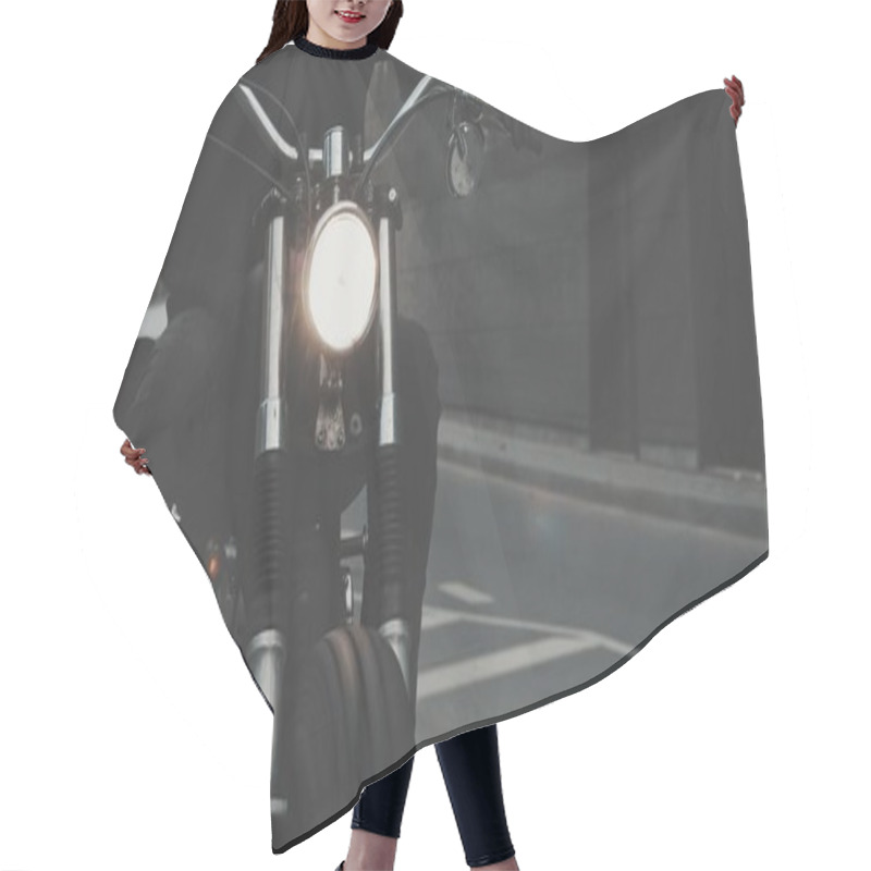 Personality  Biker Riding On Motorcycle In City Hair Cutting Cape