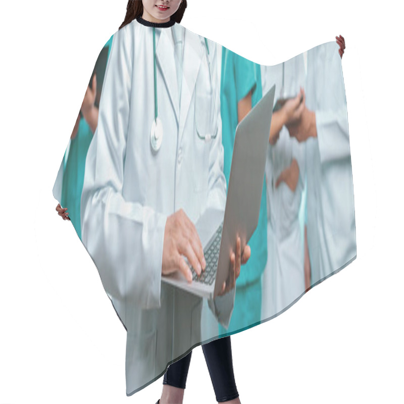 Personality  Medical Staff Team With Doctor Nurse And Healthcare Specialist Professions Working Together With Laptop And Tablet In Hospital. Medical Workplace And Healthcare Community In Panoramic Banner. Neoteric Hair Cutting Cape