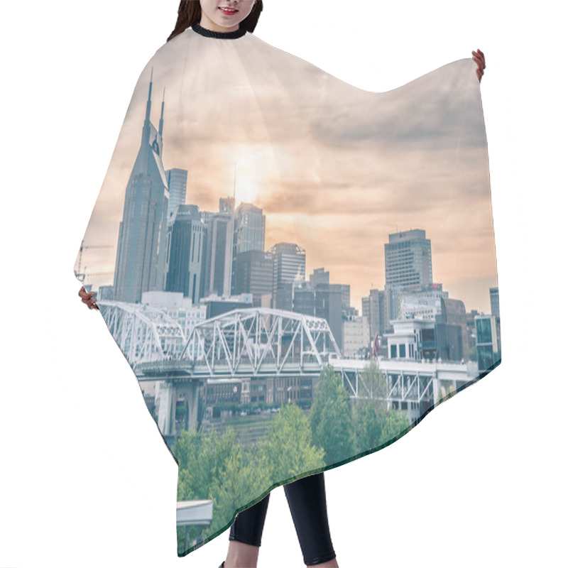 Personality  Downtown Nashville Tennessee Cityscape Skyline Scenes Hair Cutting Cape