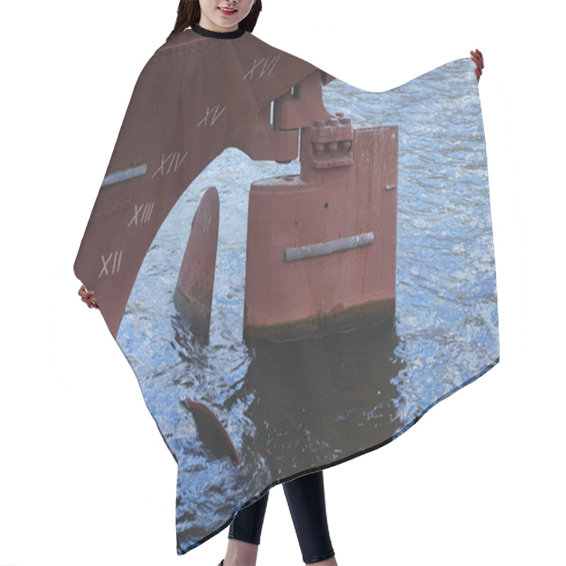 Personality  Fan At The Back Of A Boat. Propeller Of A Ship Inside Water. Hair Cutting Cape