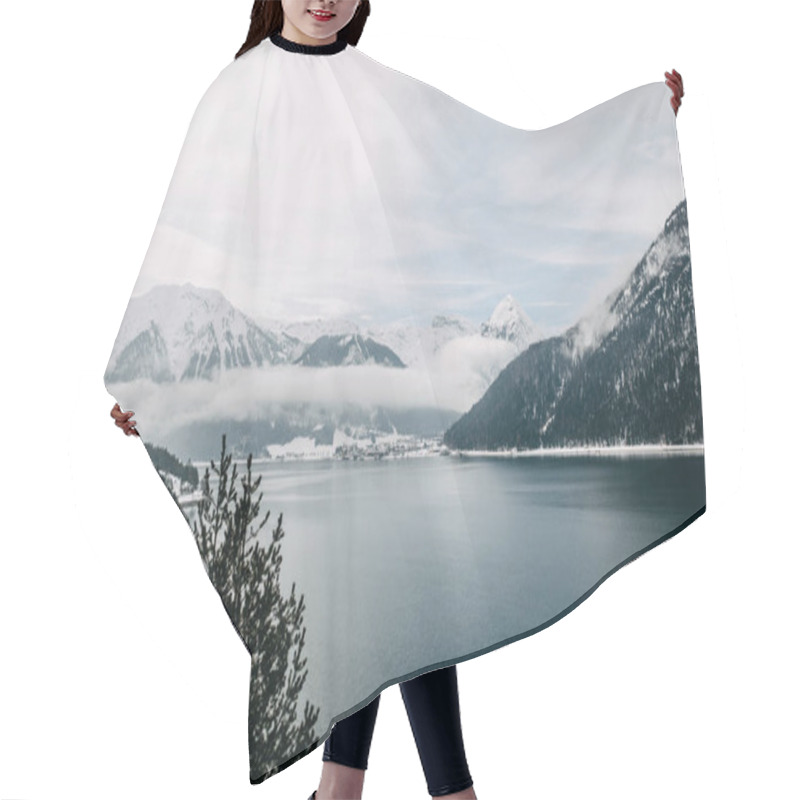 Personality  Austria Hair Cutting Cape